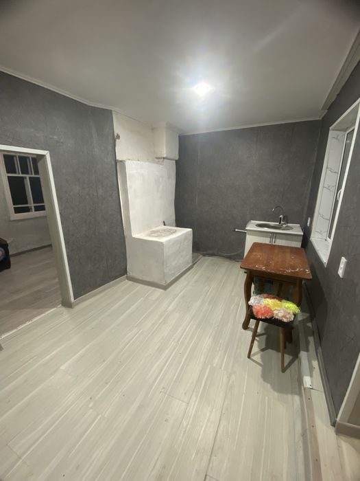 Сдам дом в районе карьера в бараке