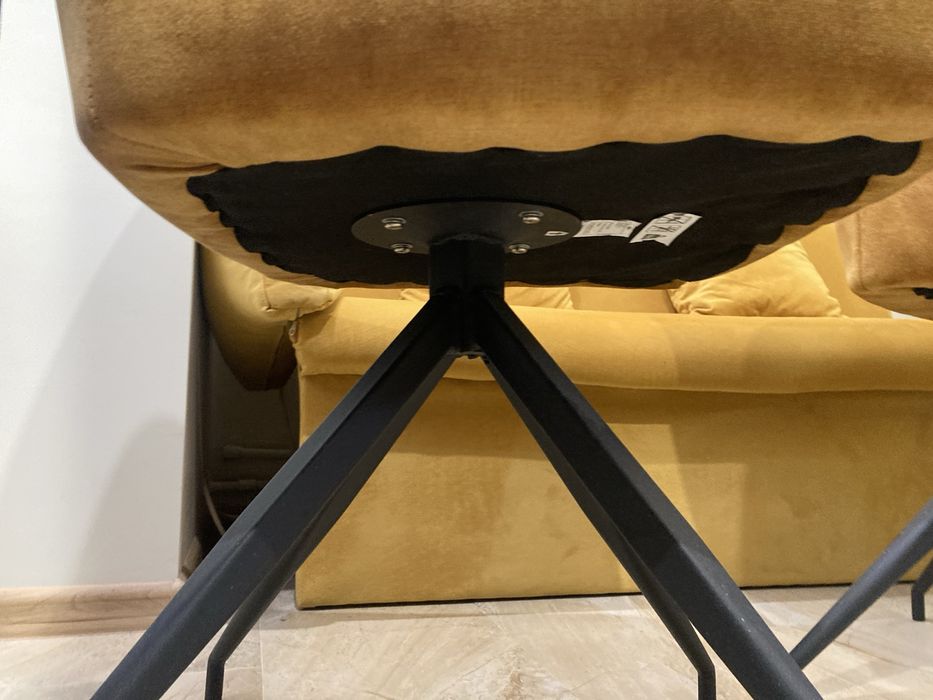 Кухненски диван и столове