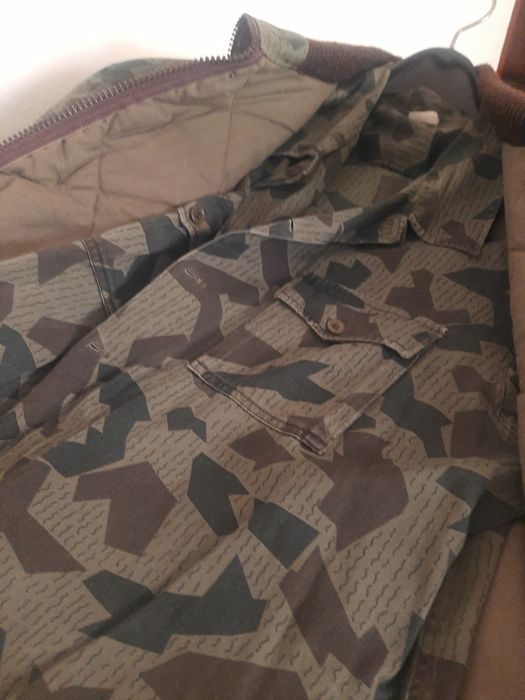 Камуфлажни дрехи,  комплект.