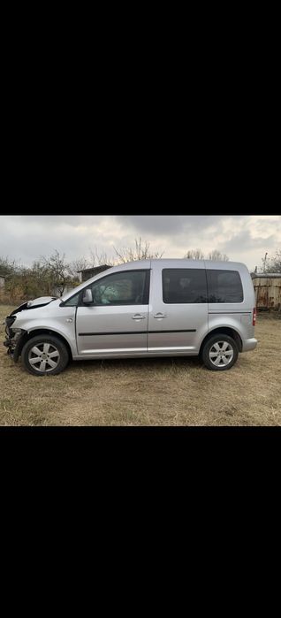 Vw Caddy 1.6TDI 102к.с на части