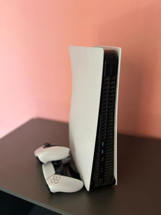 PS 5 1 поколение тв новй