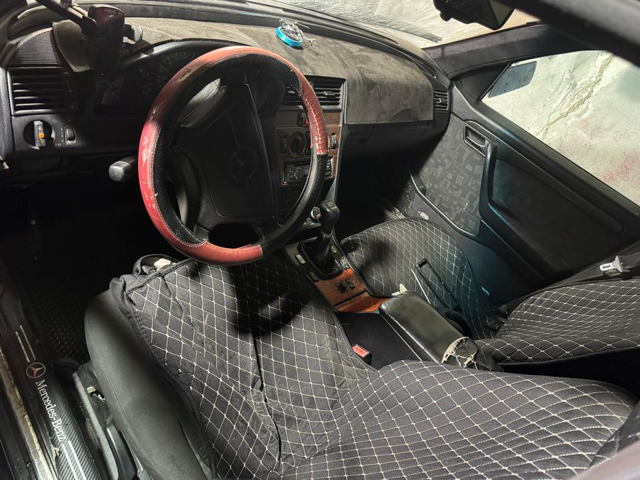 Мерс на авторазбор