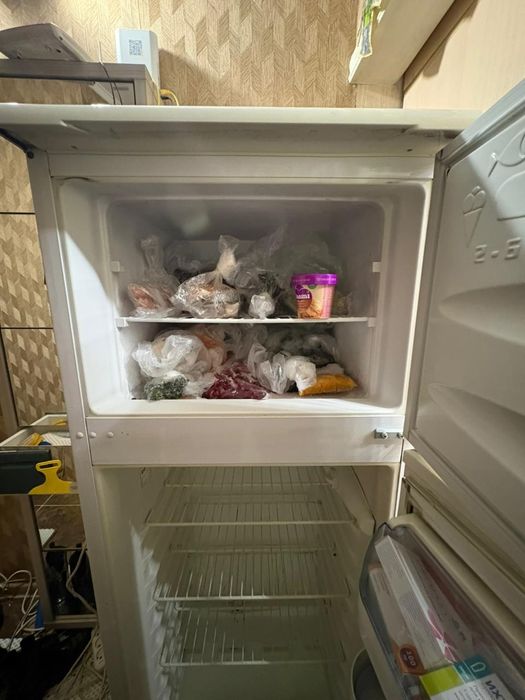 Продам холодильник