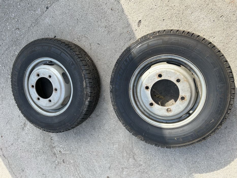 Anvelope Michelin 215 75 16C Vara si Iarna