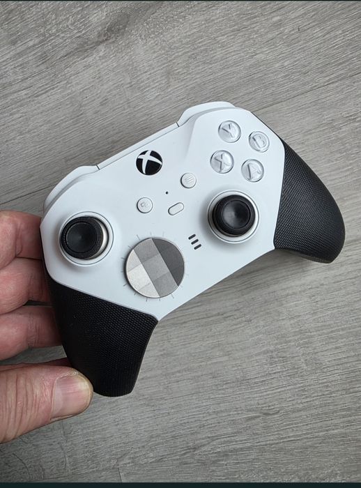 Microsoft Xbox Elite Series 2 Core Wireless Controller