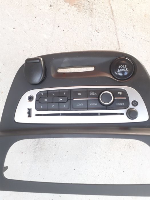 Radio CD Player Cu Stick usb MP3 Bluetooth Renault Megane 3 Scenic