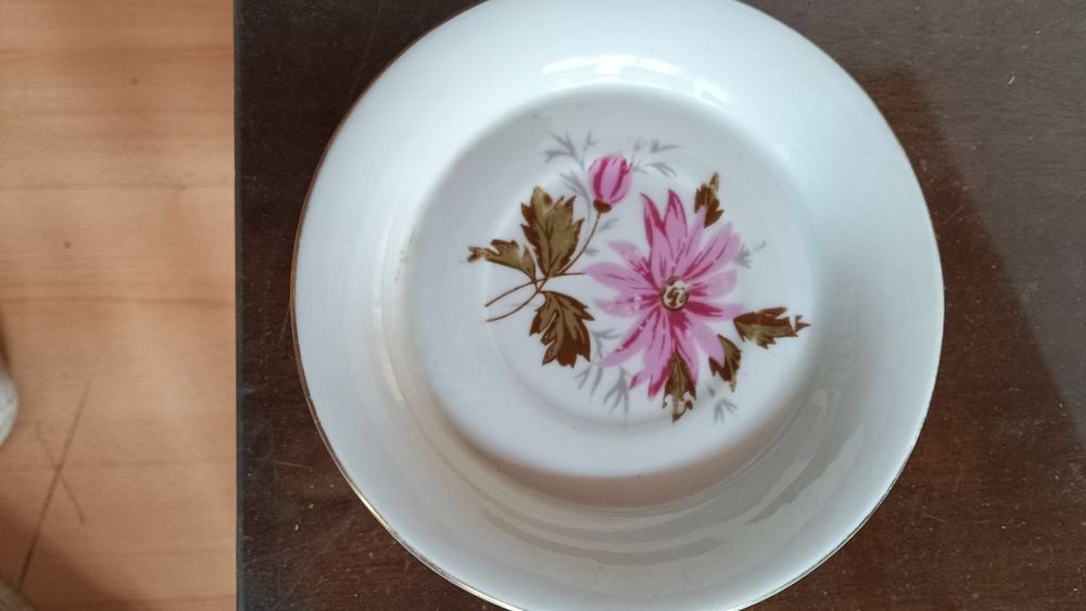 Единични предмети от порцелан