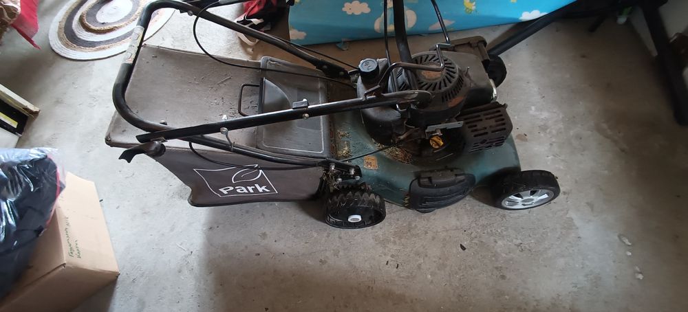 Косачка за трева самоходна