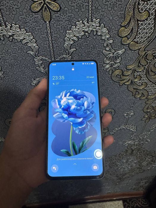Реалми 12+5Gсотилади енги телифон холати жуда зор
