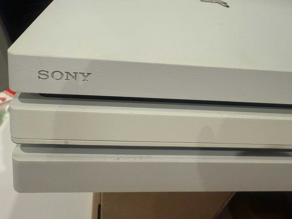 Sony Playstation 4  1TB