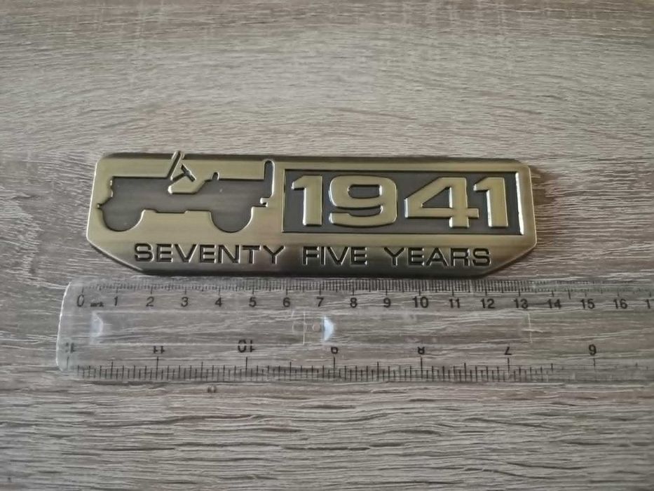 бронзова метална емблема 1941 за Jeep
