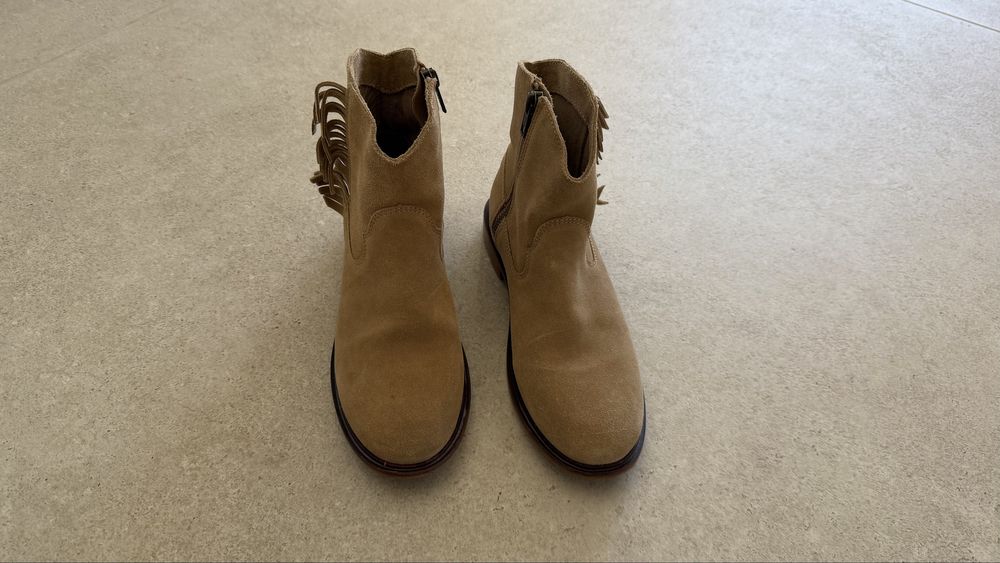 Детски велурени боти Mango Kids №36 бежови с ресни