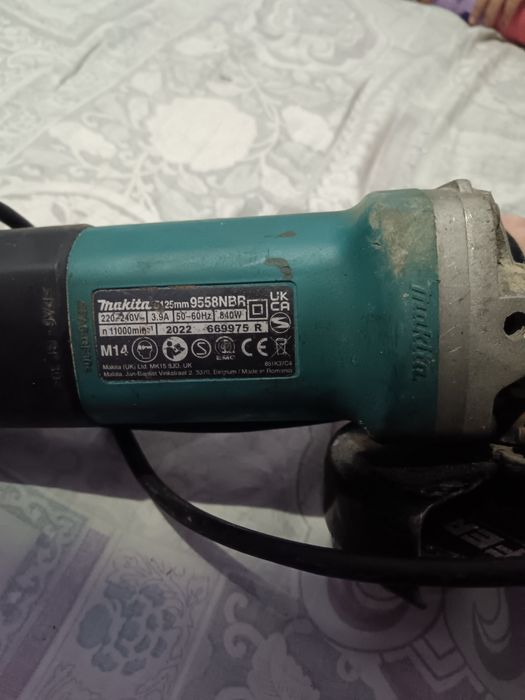 Flex Makita f puțin folosit