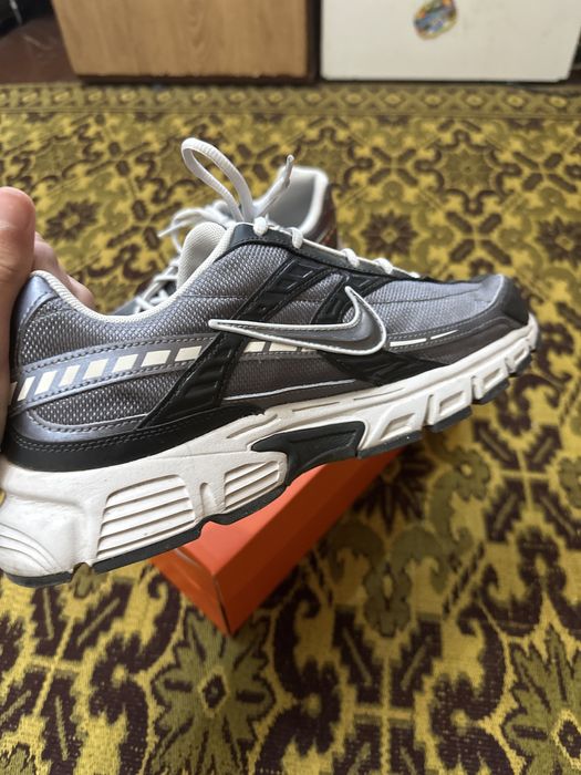 Обувки Nike initiator