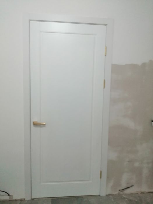 Установка меж ком дверей.