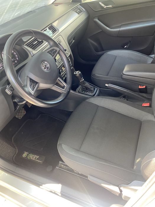 Skoda Rapid 1,6 diesel,2015, cutie automată dsg .    ITP aug2028