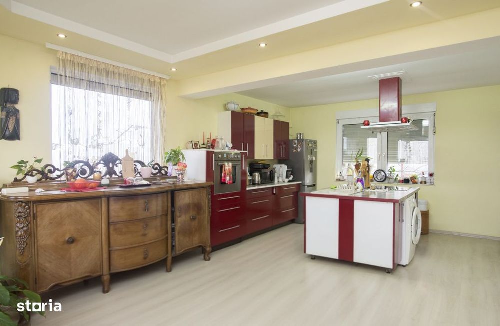 Casa cu panorama si curte generoasa - cartier Europa Cluj-Napoca
