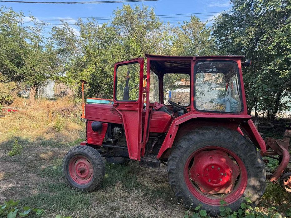 Tractor u445 pachet cu plug si disc