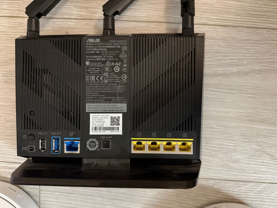 Router controller Asus RT-AC86U + 3 x Lyra AC2200 - WIFI mesh , IPSec VPN