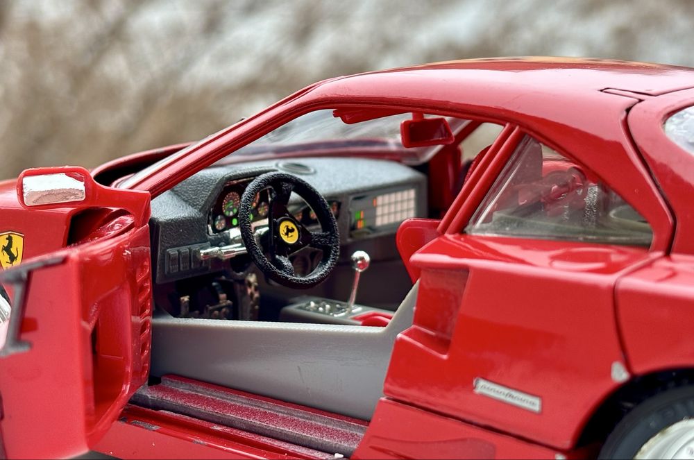 Machetă  Auto Ferrari F40  Bburago 1/18
