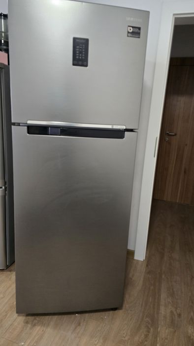 Хладилник Samsung с горна камера