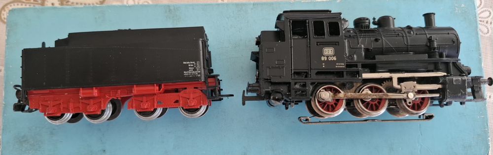 Locomotiva BR 89, tender BR 18, Marklin H0