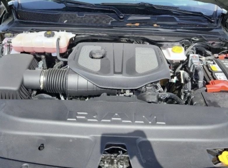 Dodge Ram 1500 Laramie 2025 5 gen facelift НА ЧАСТИ ( 2025 2026 Фейслифт ) ( Додж Рам )