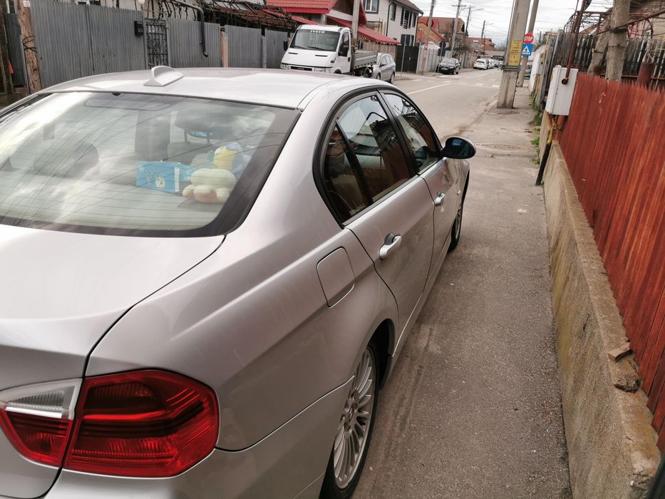 BMW Seria 3 (E90) - 2.0 Diesel (163 CP) - Navigație Mare