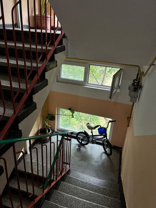 Închiriez apartament 2 camere