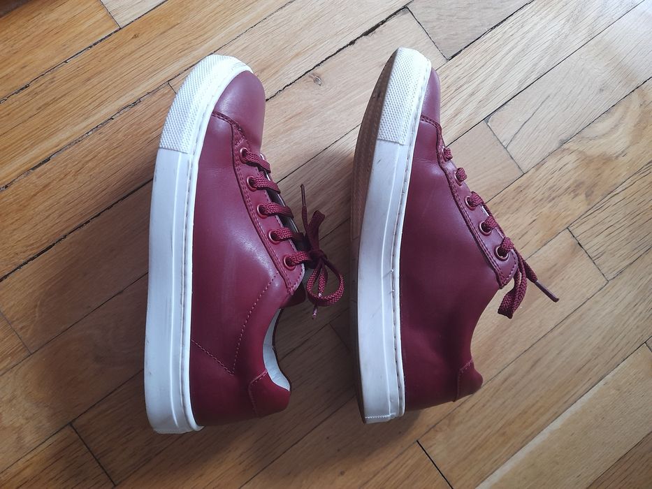 Детски обувки от естествена кожа  "Колев и Колев"