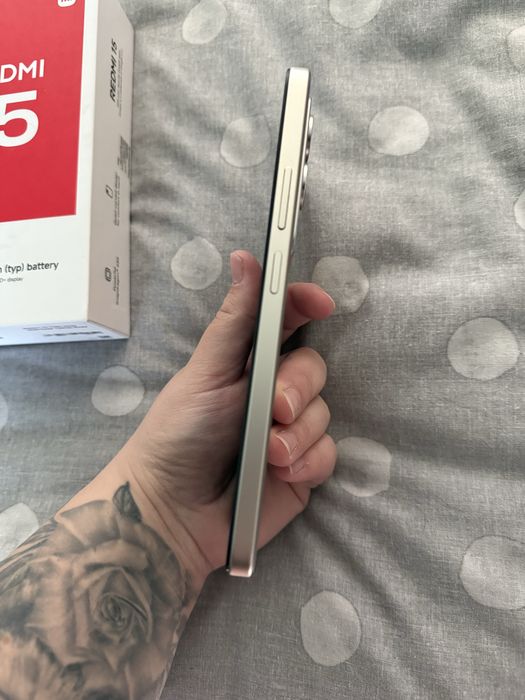 Телефон Redmi 15