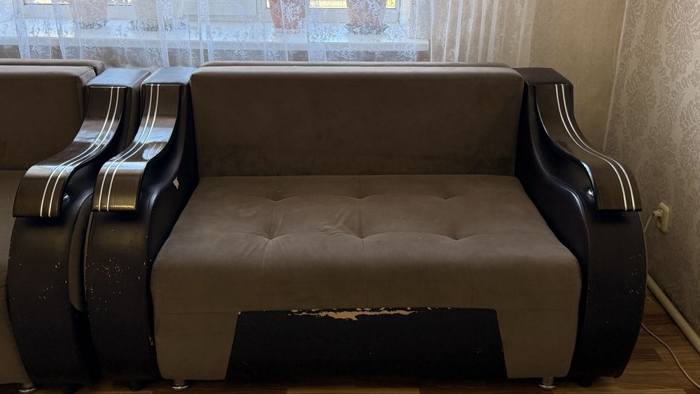 Продам комплект из 3 диванов