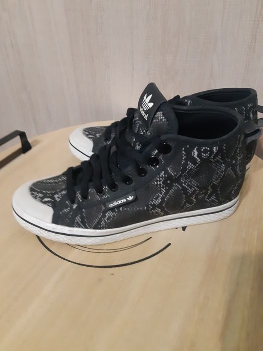 Дамски обувки Adidas