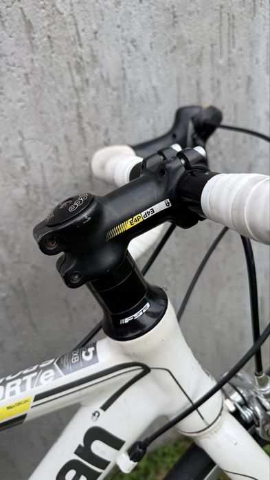 Шосеен велосипед Boardman Road Sport – Размер XS
