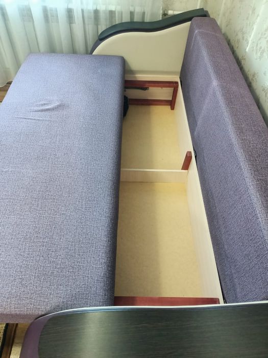 Диван с креслом в отличном состоянии