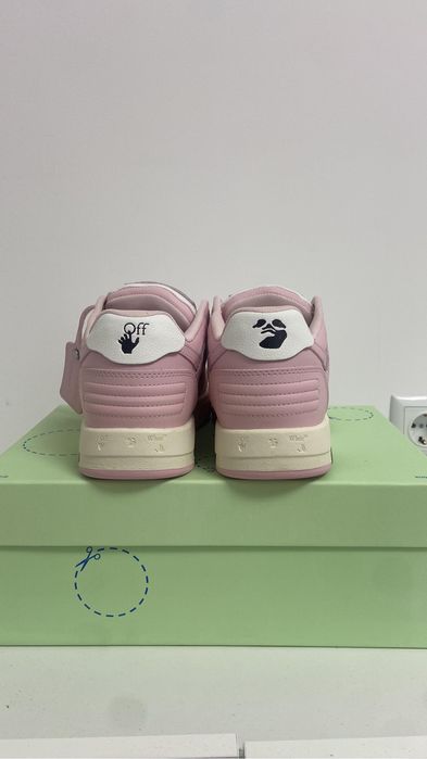Off-White out of office pink