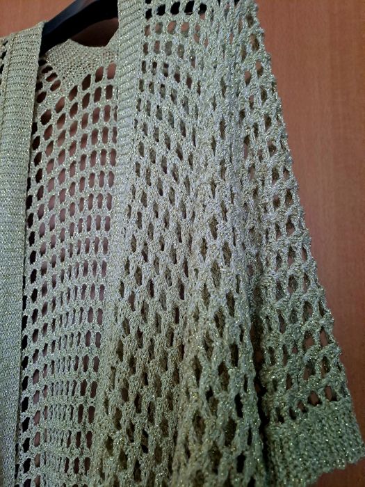 Златист кафтан плетиво