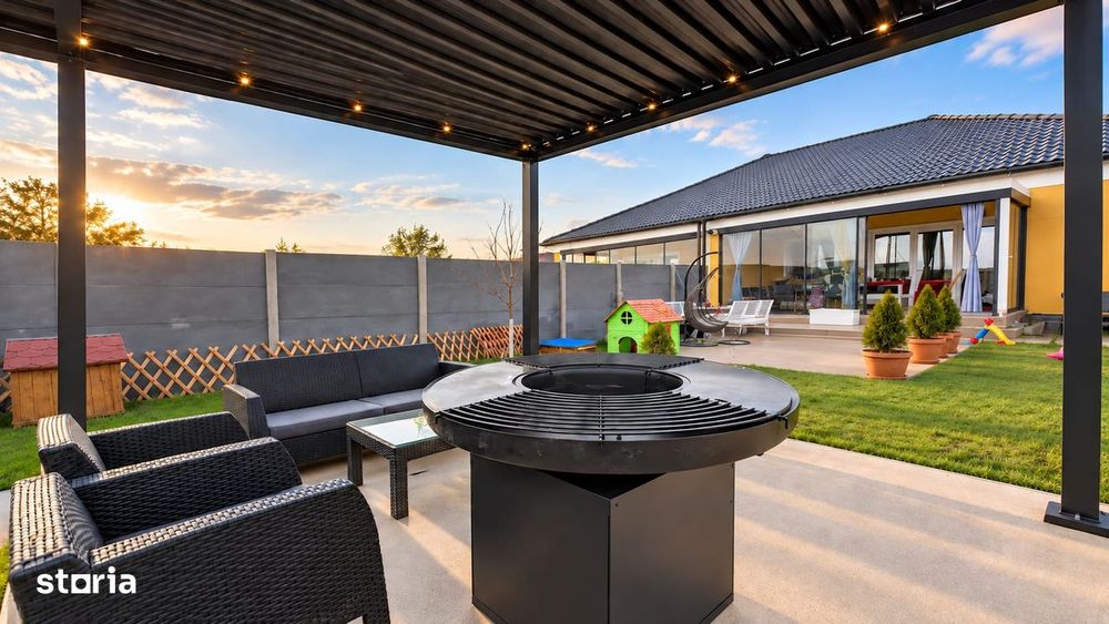 Casa tip duplex de vanzare cu 5 camere si curte la Sanandrei