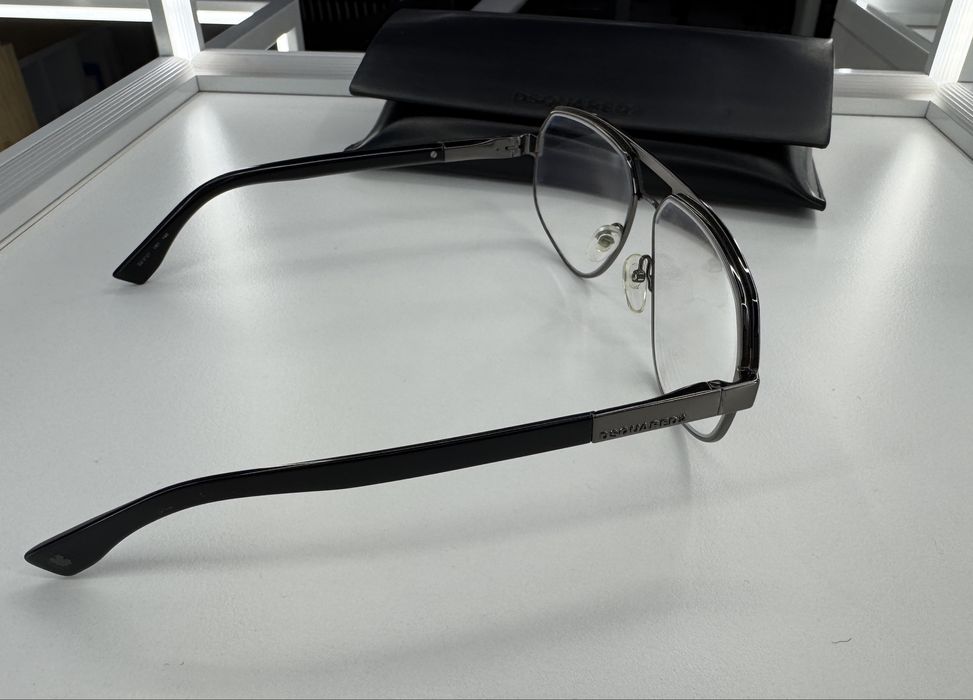 Диоптричнa рамкa Dsquared2