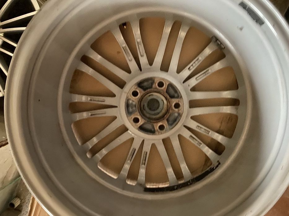 Продавам джанти 18 5х108