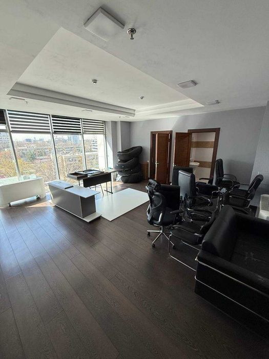 Сдаётся офис в БЦ UzOman Юнусабадский район