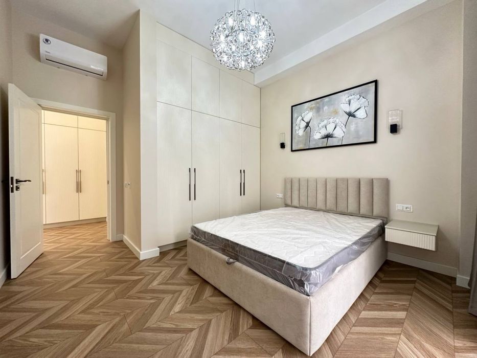 Продается 2х Комнатная  67 м2 ЖК Mirabad Avenu Центр Кунаева