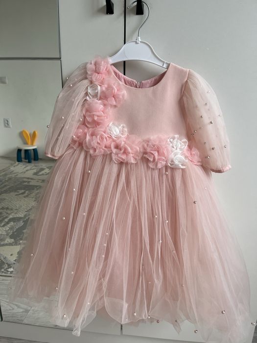 Прожается Платье для девочек