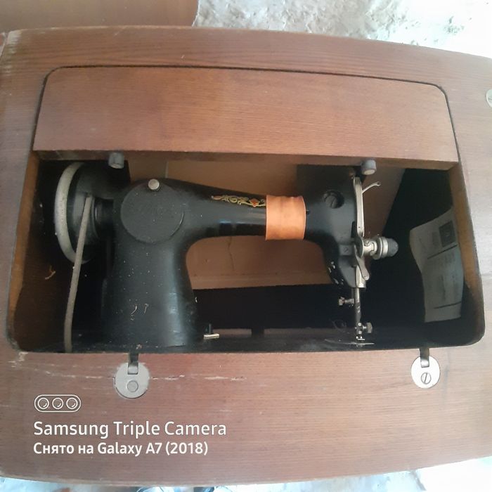 Швейные машинки ПМЗ и Чайка