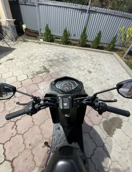 Продам Мопед Honda Cliq