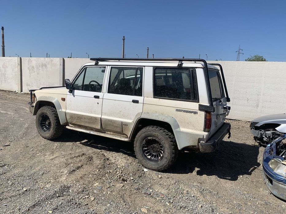 Isuzu Trooper 2.6i 1990г.НА ЧАСТИ!!!