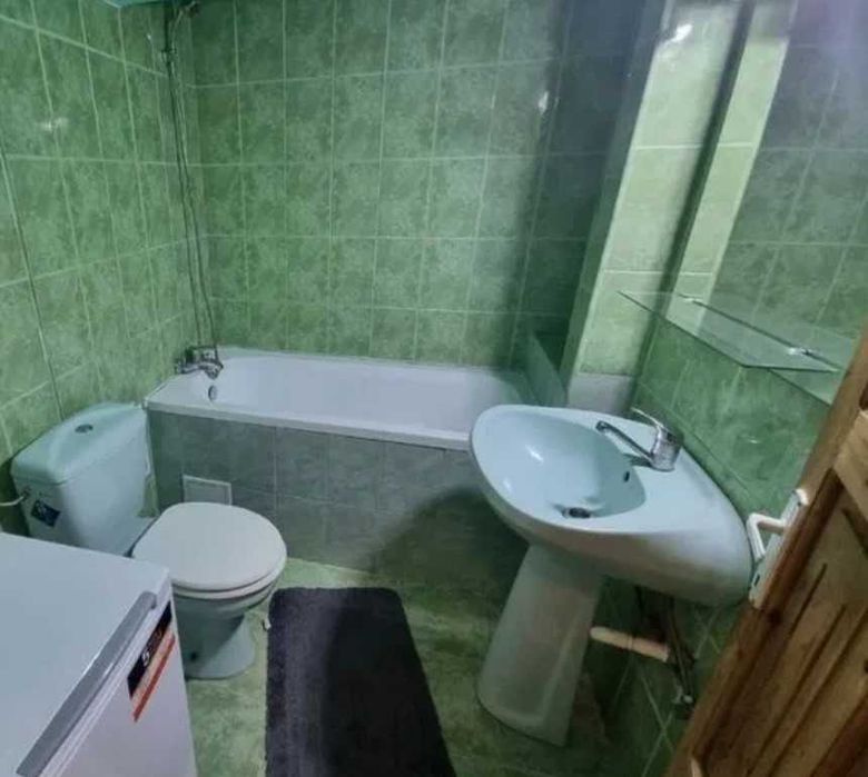 Дава се под наем Двустаен апартамент в Пловдив, Коматево - 60 кв.м за 270.3 € - Снимка #2