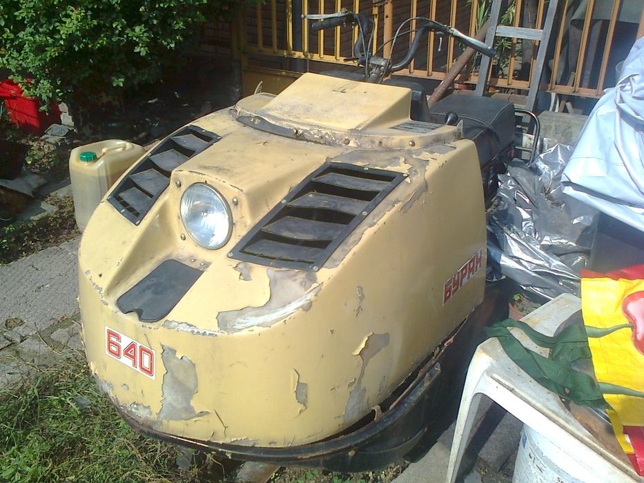 Snowmobil Buran 640