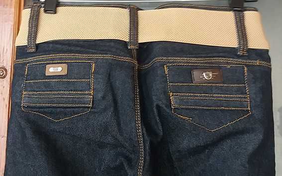 Джинсы новые  в обтяжку 29 размер