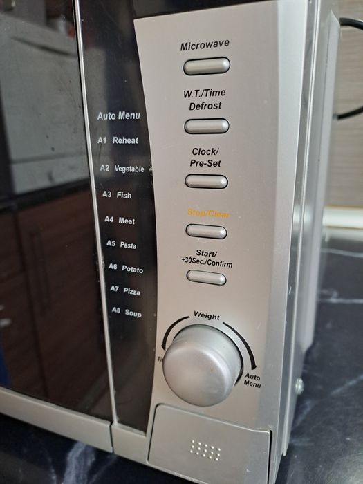 Микровълнова фурна Midea